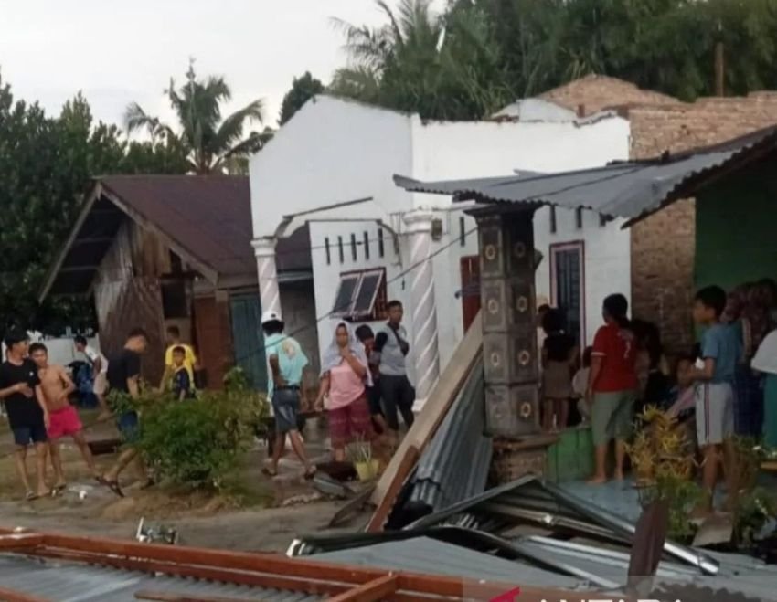 Puluhan Rumah di Serdang Bedagai Rusak Diterjang Puting Beliung, Kerugian Ditaksir Ratusan Juta