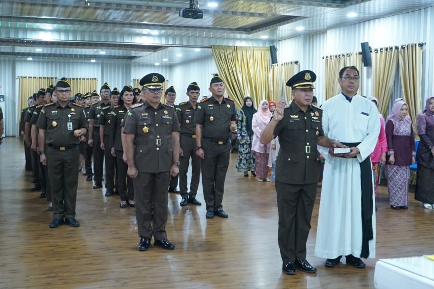 Kolonel Sus Lukas Sambiono Resmi Jabat Aspidmil Kejati Sumut, Kajati: Tugas Berat Menanti