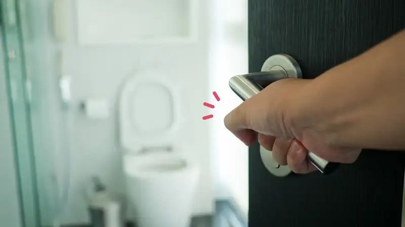 Mengapa Nabi Muhammad SAW Mengajarkan Masuk Kamar Mandi dengan Kaki Kiri?