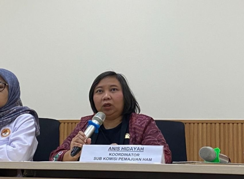 Ketua Komnas HAM Pertanyakan Wacana Gelar Pahlawan untuk Soeharto: &ldquo;Apakah Pantas?&rdquo;