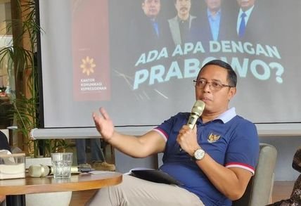 Hasan Nasbi Sarankan Mahasiswi ITB Pembuat Meme Prabowo-Jokowi Dibina, Bukan Dihukum