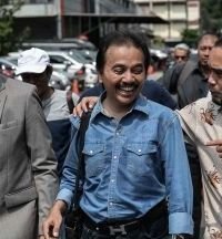 Roy Suryo Soroti Penyerahan Ijazah Jokowi: “Lucu, Tanpa Penyitaan Resmi”