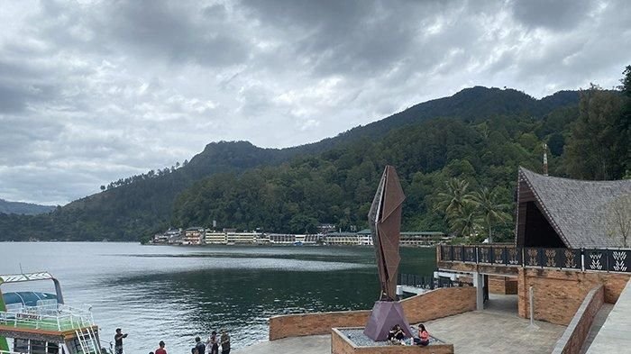 Parapat Dipadati Wisatawan, Camat Tegas Imbau Jaga Kebersihan Lingkungan