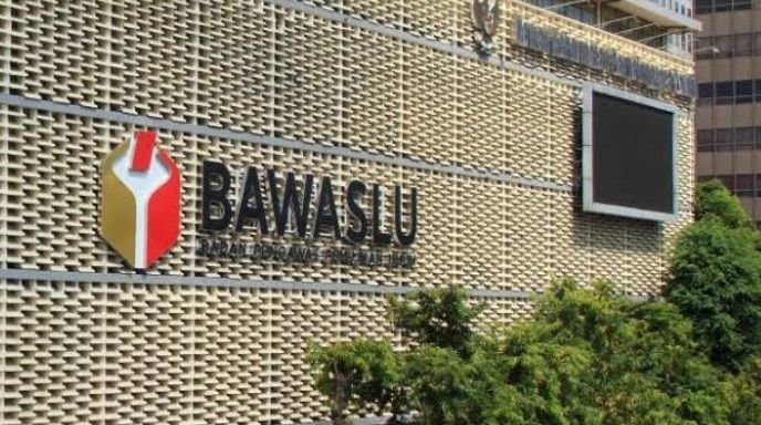 Pengawasan Pemilu Dinilai Gagal, Ray Rangkuti Usul Bawaslu Daerah Dihapus