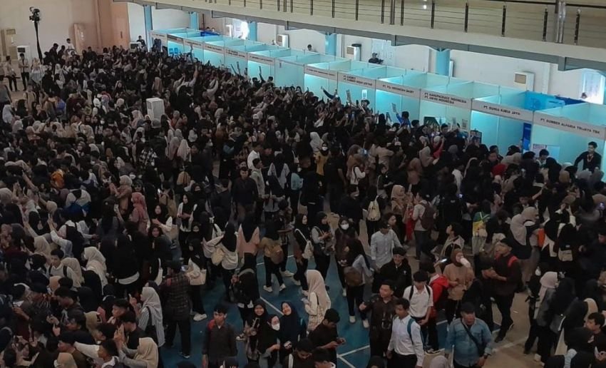 Kemnaker Tanggapi Kericuhan Job Fair di Bekasi: Evaluasi Diperlukan, Animo Tinggi Cerminkan Kebutuhan Kerja