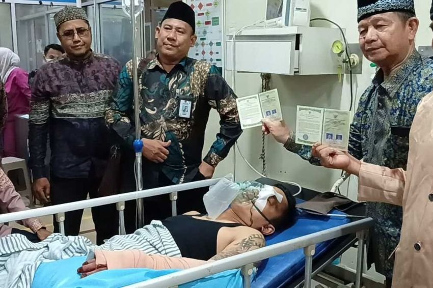 Calon Pengantin Pria Dib4cok Musuh Lama Saat Hendak Akad, Tetap Nikah di Rumah Sakit