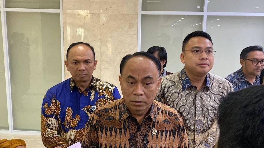 Budi Arie Setiadi Bantah Terlibat Perlindungan Situs Judi Online: “Saya Siap Buktikan di Proses Hukum”