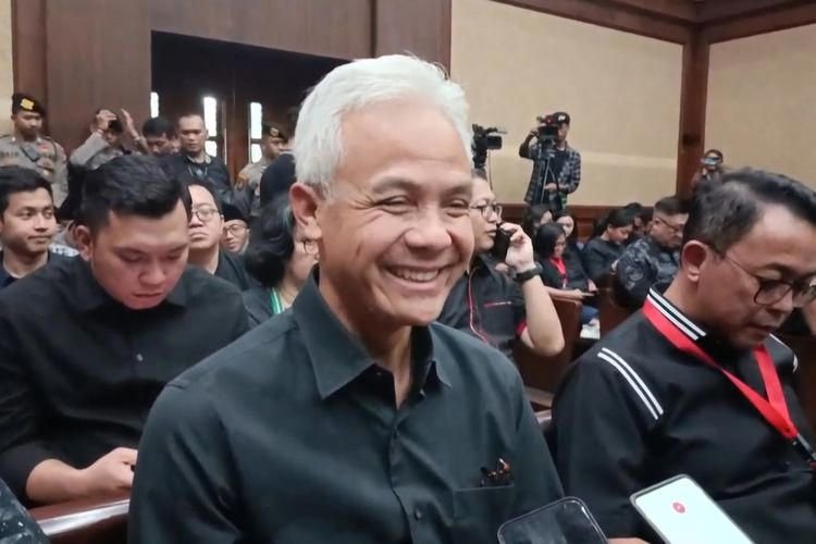 Ganjar Pranowo Hadiri Sidang Hasto Kristiyanto: "Yang Penting Semangat dan Sehat"