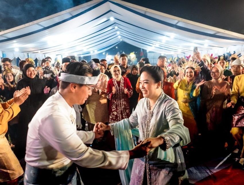 Wali Kota Medan Rico Waas Tutup GEMES 2025 dengan Tarian Melayu, Budaya Serumpun Eratkan Persaudaraan