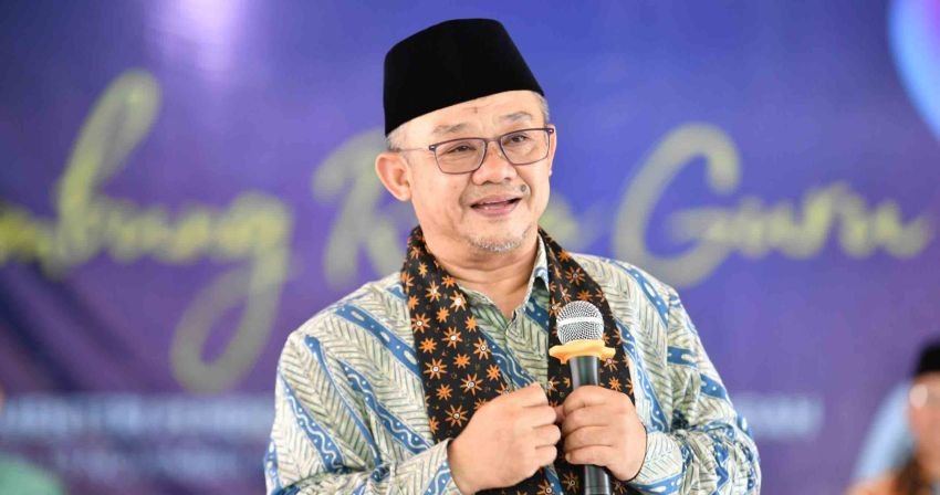 MK Putuskan SD-SMP Negeri & Swasta Gratis, Kemendikdasmen Masih Kaji Implementasi