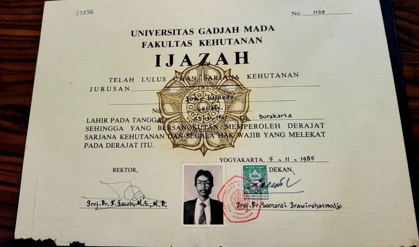 Terungkap! Pemilik Foto Ijazah Jokowi yang Dibagikan Kader PSI Dian Sandi