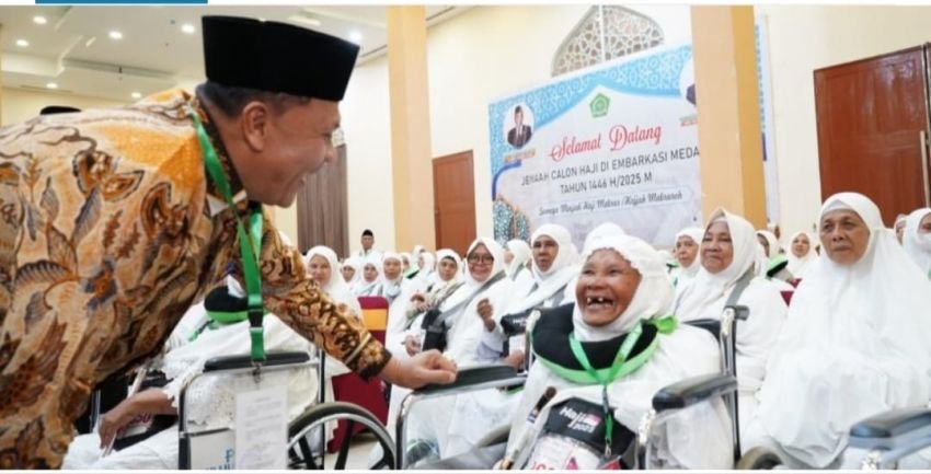 Jamaah Haji Kloter Pertama Tiba di Asrama Haji Medan, Kakanwil Kemenag Sumut: “Semua Sehat dan Selamat”