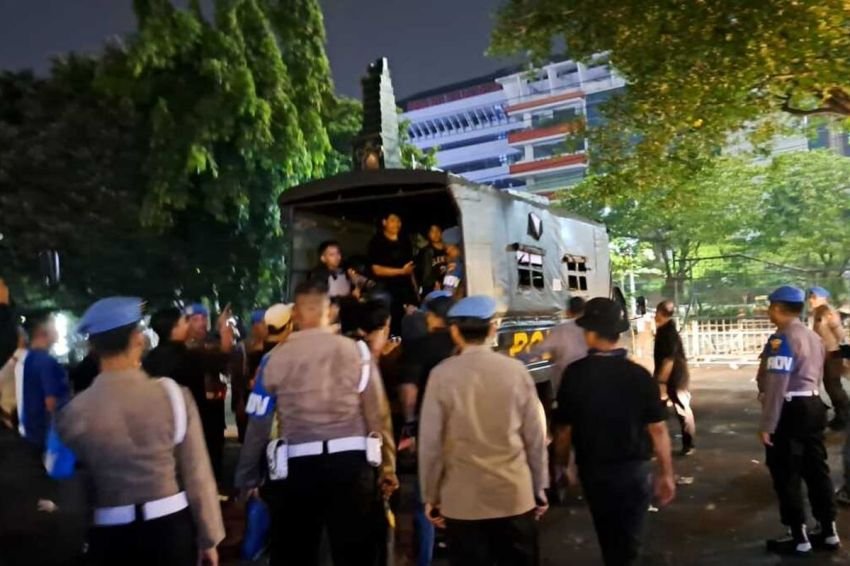 Alasan 14 Mahasiswa Masih Ditahan Setelah Aksi Ricuh May Day di Semarang, 5 Dilarikan ke Rumah Sakit