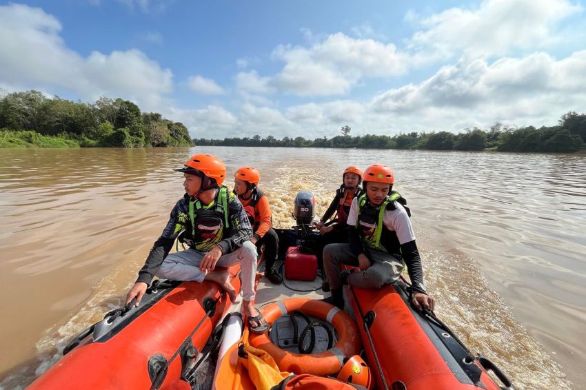 Perahu Terbalik di Sungai Kahayan, Satu Pemancing Masih Hilang