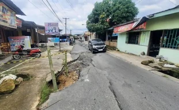 Jalan Viyata Yudha Siantar Rusak Parah, Warga Desak Pemko Segera Lakukan Perbaikan