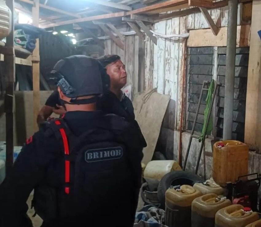 Polda Sumut Bongkar Penimbunan 1.855 Liter BBM Subsidi di Pancur Batu, Dua Pelaku Ditangkap