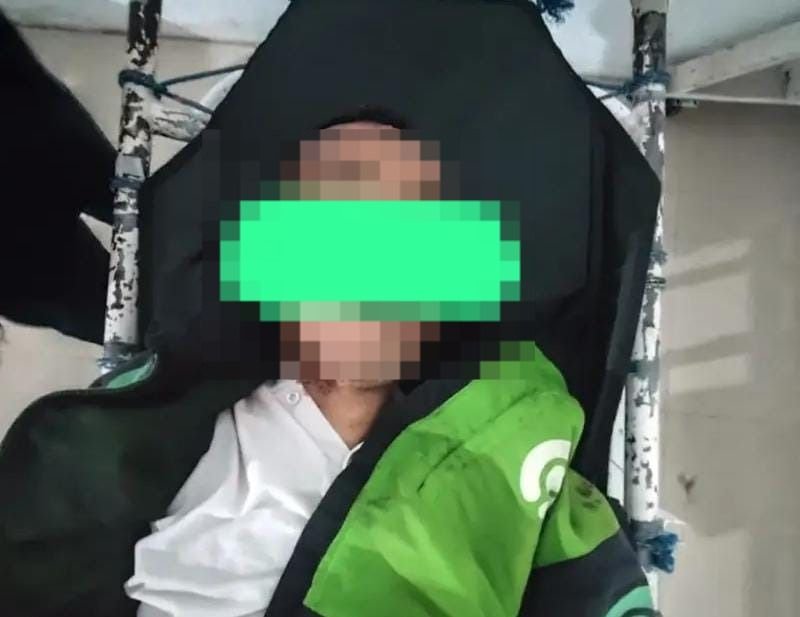 Pria Berjaket Ojol Tewas Bersimbah Darah di Deliserdang, Polisi: Tersambar Kereta Api