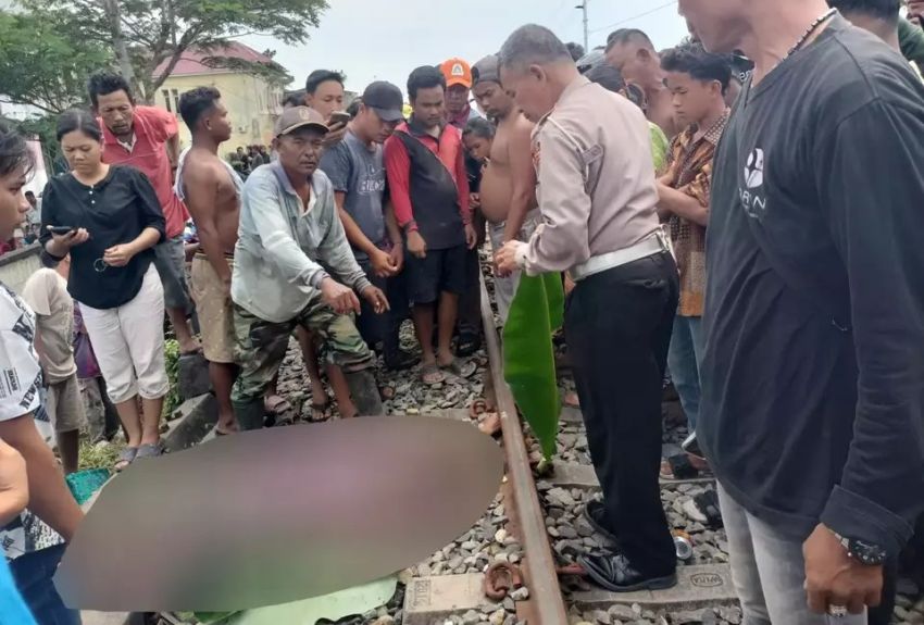 Nenek di Batu Bara T6w4s Tert4brak Kereta Api di Perlintasan Tanpa Palang Pintu!