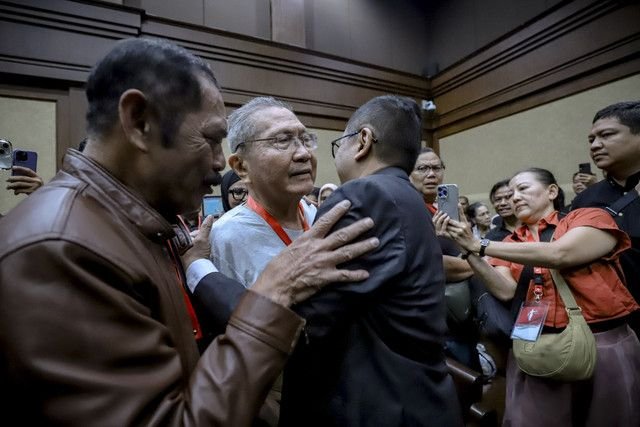 KPK Ungkap Rekaman Telepon yang Diduga Perintah Hasto Kristiyanto untuk Merendam HP dan Melarikan Diri?