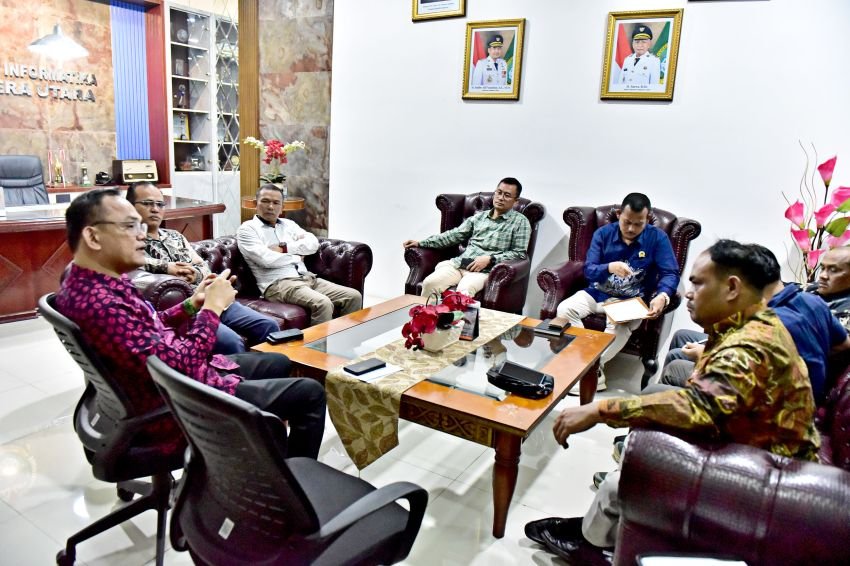 Terima Kunjungan Anggota DPRD Humbahas, Plt Kadis Kominfo Sumut Sampaikan Program Pemerataan Inklusi Digital