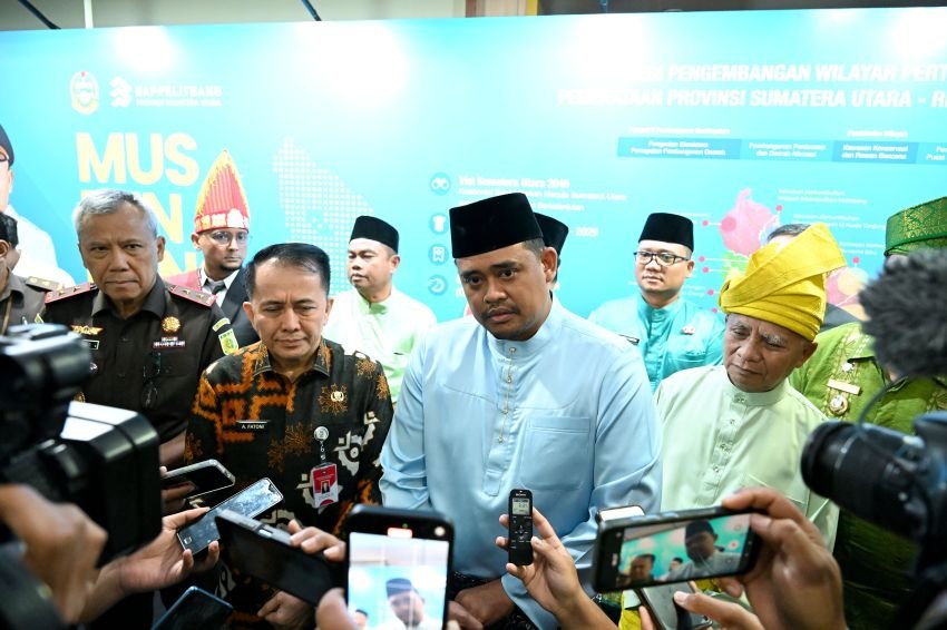 Bobby Nasution Targetkan Rp100 Triliun Investasi per Tahun untuk Sumut, Dorong Penggabungan BUMD dan Peningkatan PAD