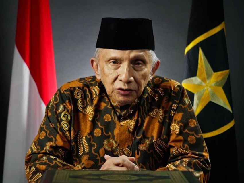 Heboh! Amien Rais: Rektor UGM dan Menko PMK Sedang Atur Strategi Selamatkan Jokowi