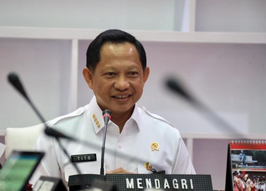 Mendagri Tito Karnavian Izinkan Pemerintah Daerah Gelar Rapat di Hotel dan Restoran, Ini Alasannya