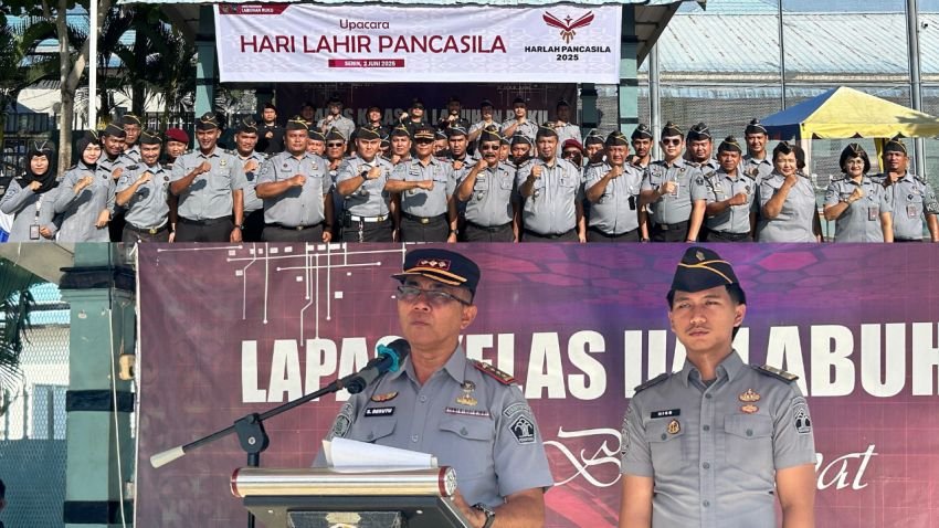 Peringati Hari Lahir Pancasila, Lapas Labuhan Ruku Gelar Upacara dirangkaikan dengan Deklarasi Komitmen Bebas Narkoba dan Handphone Genggam
