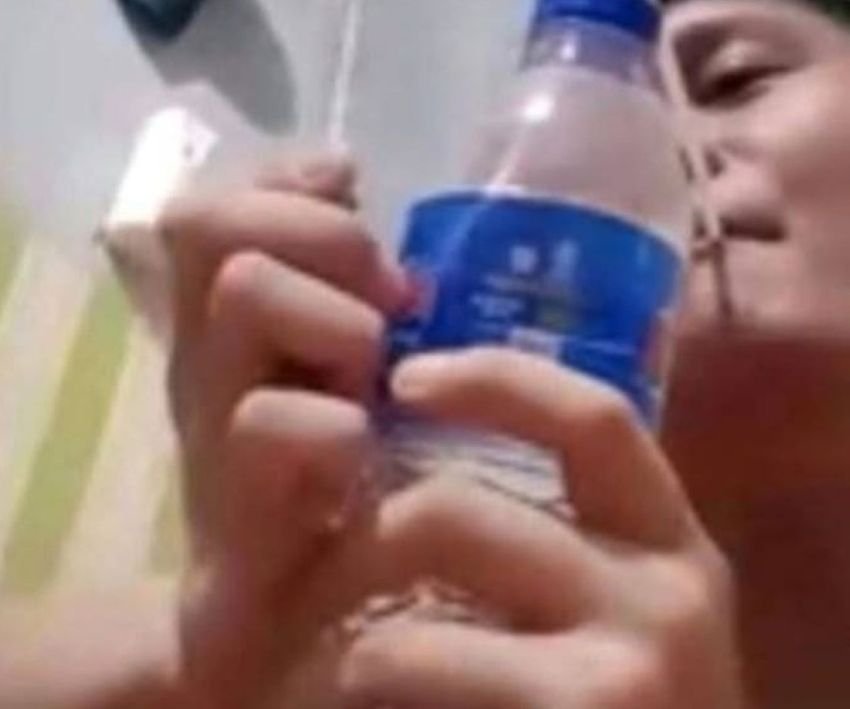 Viral Foto Napi Diduga Hisap Sabu di Lapas Kotabumi, Publik Geram: Sistem Pengawasan Dipertanyakan