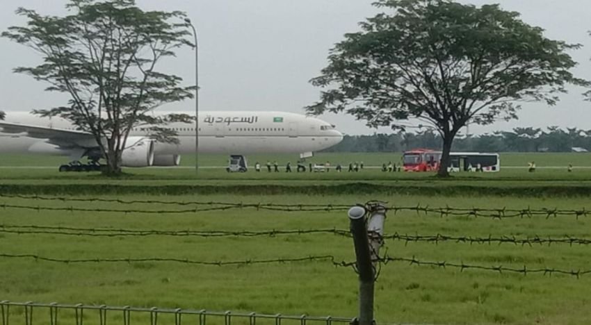 Densus 88 Dalami Dugaan Teror Bom di Pesawat Saudi Airlines yang Mendarat Darurat di Kualanamu