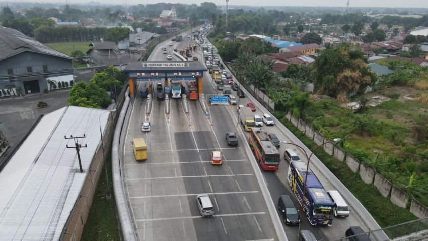 Arus Lalu Lintas Tol MKTT dan Belmera di Sumut Meningkat 13,5% Saat Libur Iduladha 2025