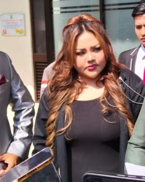 Lisa Mariana Gugat Ridwan Kamil Rp16,6 Miliar, Minta Rumah di Ciumbuleuit Disita Jika Tak Dibayar