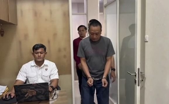 Gara-Gara Uang Belanja, Suami di Surabaya Seret dan Aniaya Istri hingga Viral di Medsos