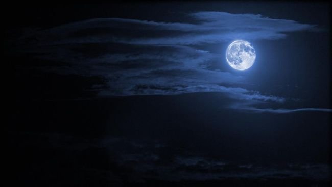 5 Pantangan Malam 1 Suro: Waktu Sakral yang Sarat Mitos dan Laku Spiritual