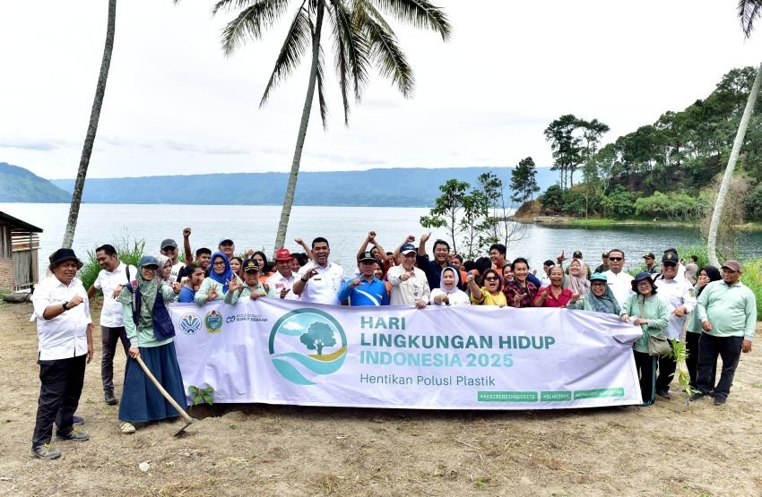 Tujuh Kabupaten Kawasan Danau Toba Serentak Tanam Pohon, Dukung Revalidasi UNESCO Geopark