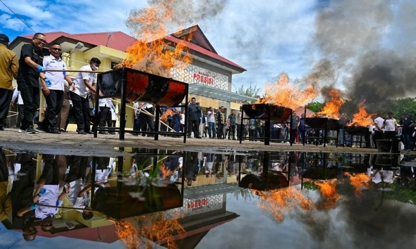 POLDA Aceh Musnahkan Ratusan Kilogram Narkoba dari Jaringan Internasional!