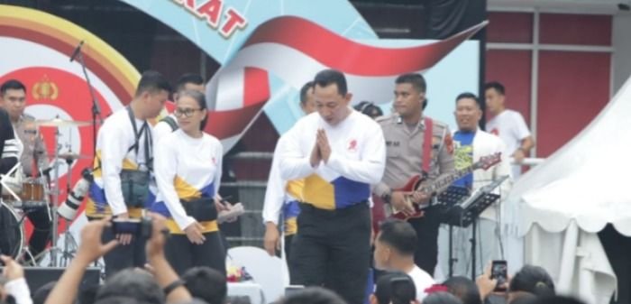 Kapolri Sapa Warga di CFD Bundaran HI, Gelar Layanan Publik Gratis Sambut HUT ke-79 Bhayangkara