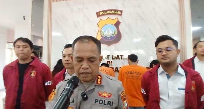 Pasutri di Batam Ditangkap Usai Lakukan Perampokan Modus COD dan Mengaku Polisi