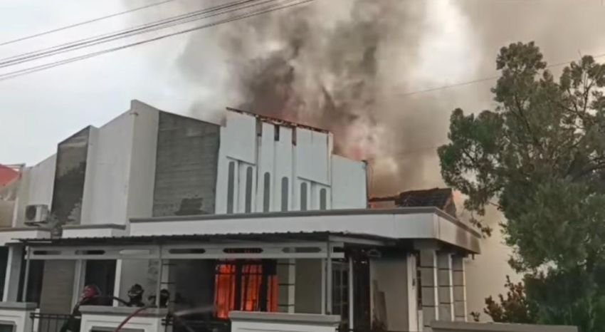 Studio Foto di Padang Ludes Terbakar, Kerugian Capai Rp500 Juta