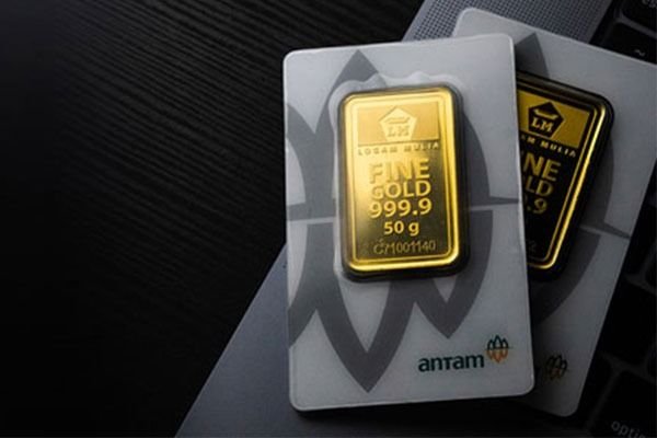 Harga Emas Antam Naik Rp 18.000 per Gram, Tembus Rp 1,928 Juta
