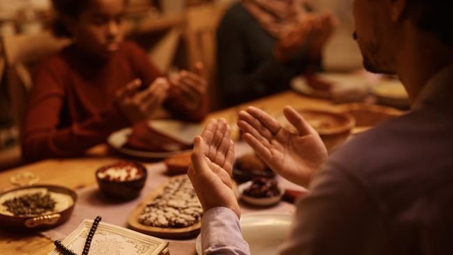 Bolehkah Niat Puasa Senin-Kamis Setelah Subuh? Ini Penjelasan Ulama dan Dalilnya