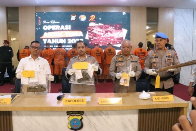 Polres Padangsidimpuan Tangkap 14 Pengedar Narkoba dalam Operasi Antik Toba 2025, Sabu Disembunyikan dalam Sapu Lidi