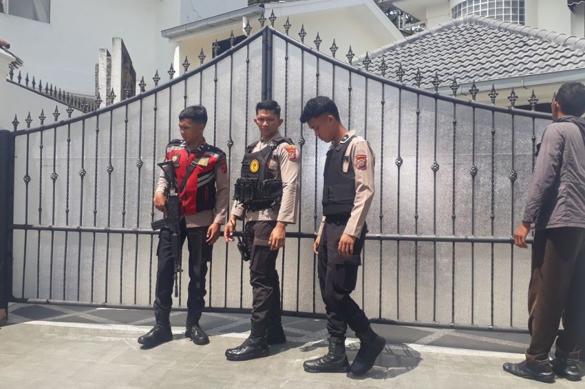 KPK Grebek Rumah Mewah Topan Ginting di Royal Sumatera, Dijaga Polisi Bersenjata