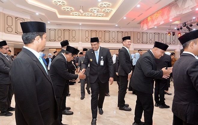 Lantik 103 Pejabat Pemprov Sumut, Bobby Nasution: Jangan Merasa Paling Layak, Tugas Kita Adalah Pelayan