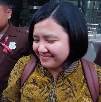 Diam Usai Diperiksa KPK, Eks Stafsus Nadiem Terkait Google Cloud Hanya Lempar Senyum