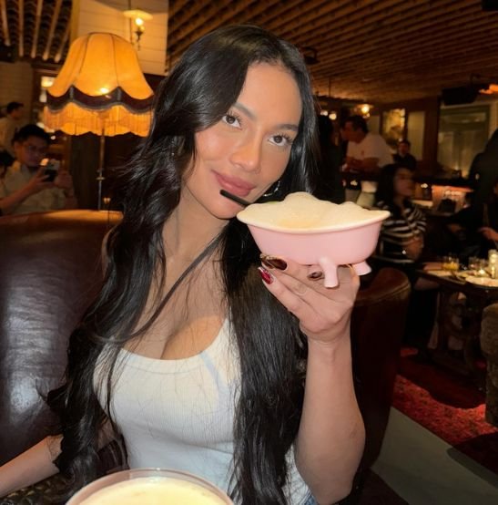 Erika Carlina Klaim Hamil 9 Bulan Gara-Gara Video Podcast, Netizen Curiga Ini Strategi Promosi Film?