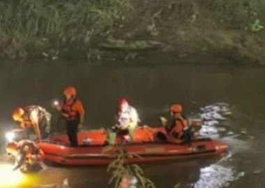 Remaja 13 Tahun Hanyut Terseret Arus saat Mandi di Sungai Deli, Pencarian Dilanjutkan Hari Ini