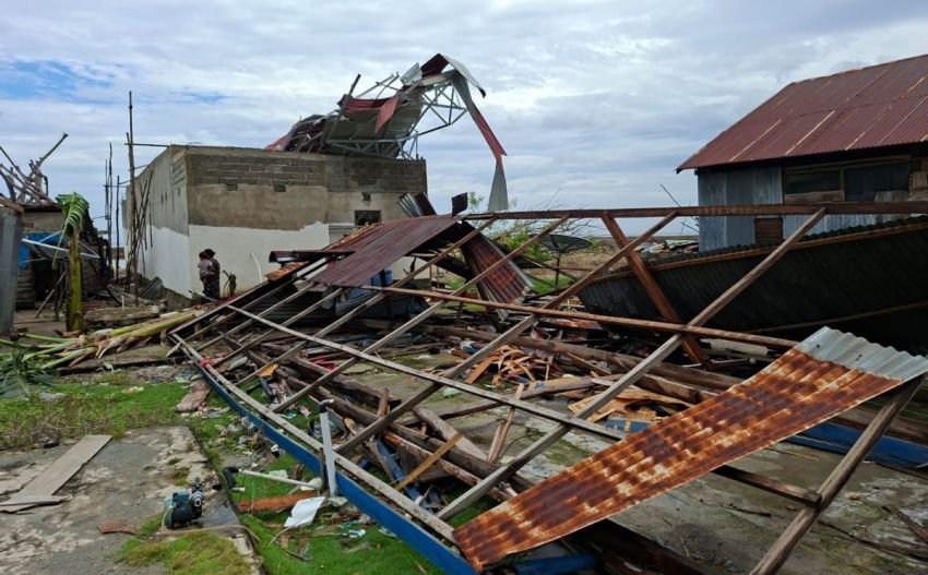 12 Rumah dan 4 Perahu Nelayan Rusak Diterjang Angin Kencang di Kolaka Utara