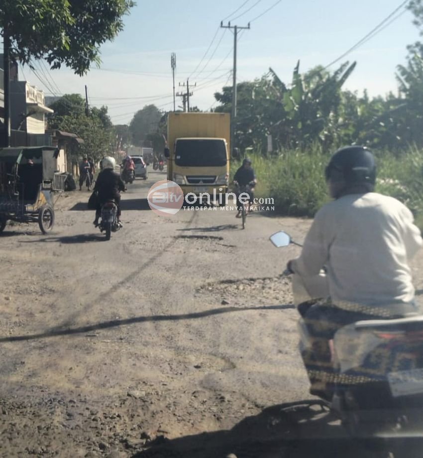 Jalan Berlubang, Infrastruktur Buruk di Deliserdang Telan Korban