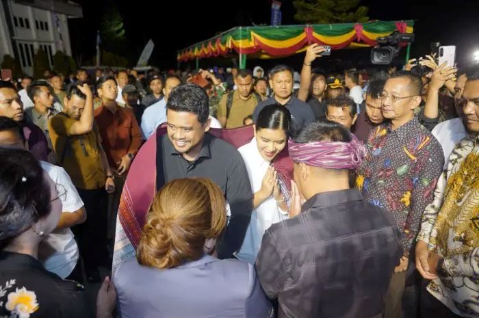 Hari Jadi ke-22 Humbahas, Gubernur Sumut Bobby Nasution Bawa Kado Proyek Infrastruktur dan Fasilitas Publik